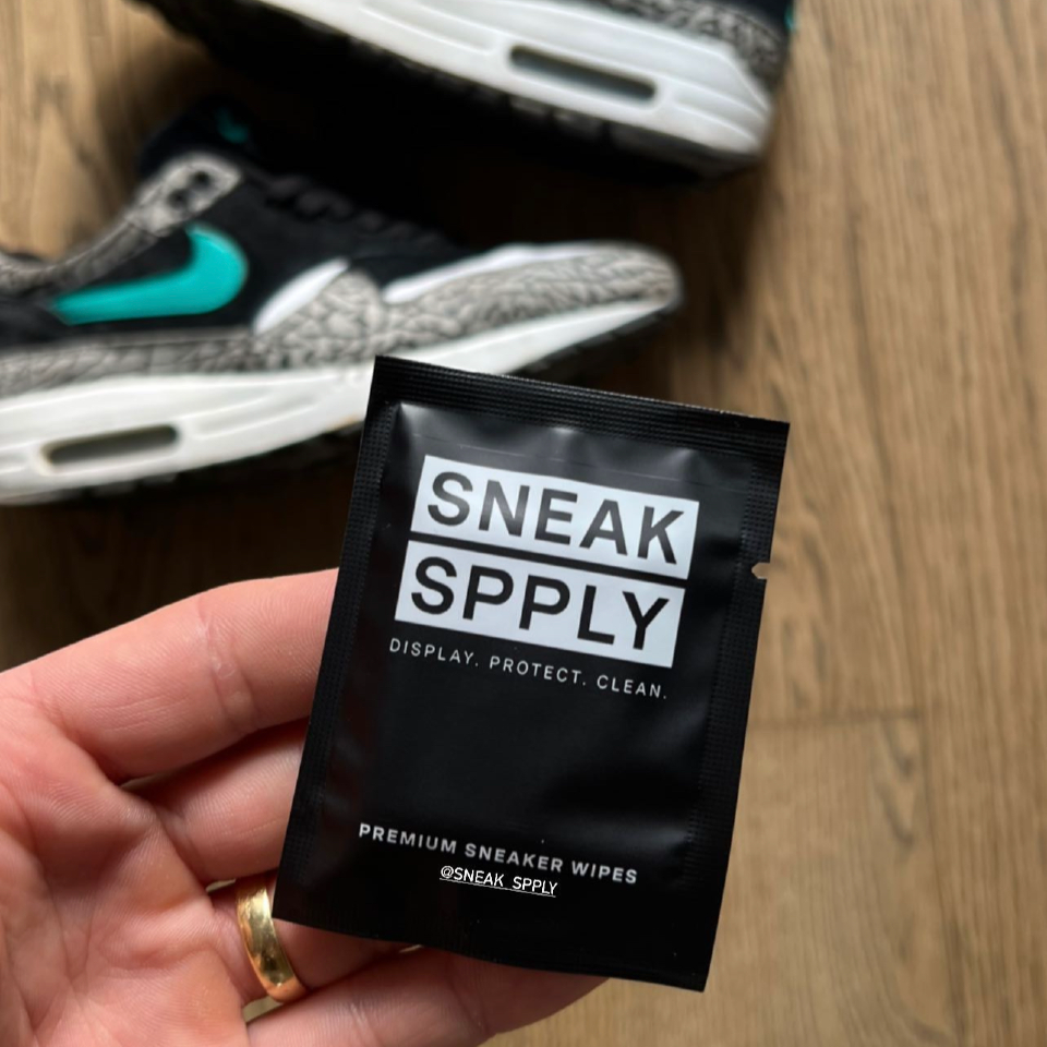 PREMIUM SNEAKER WIPES
