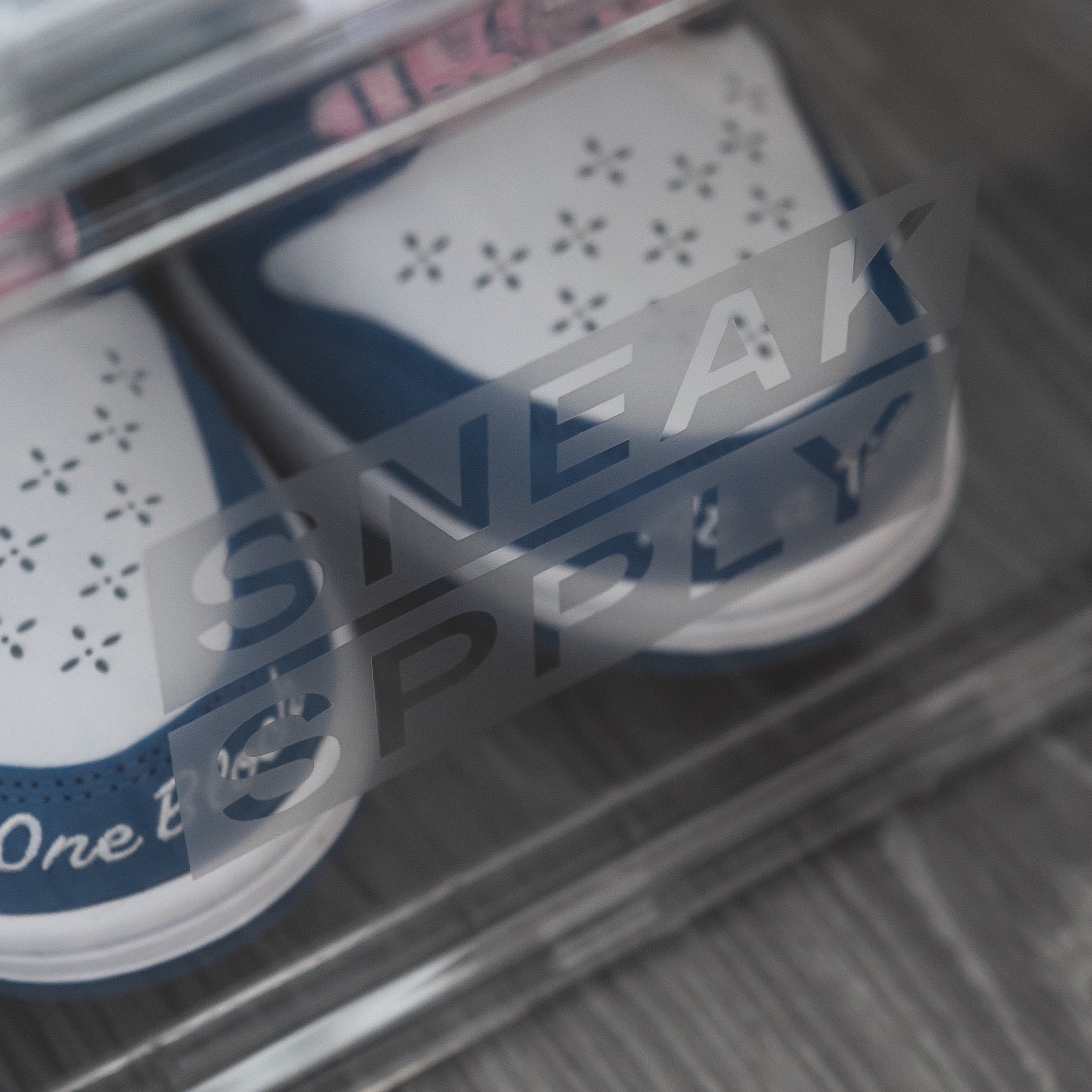 STACK V1 Sneaker Display Crates - Clear (2 Pack)